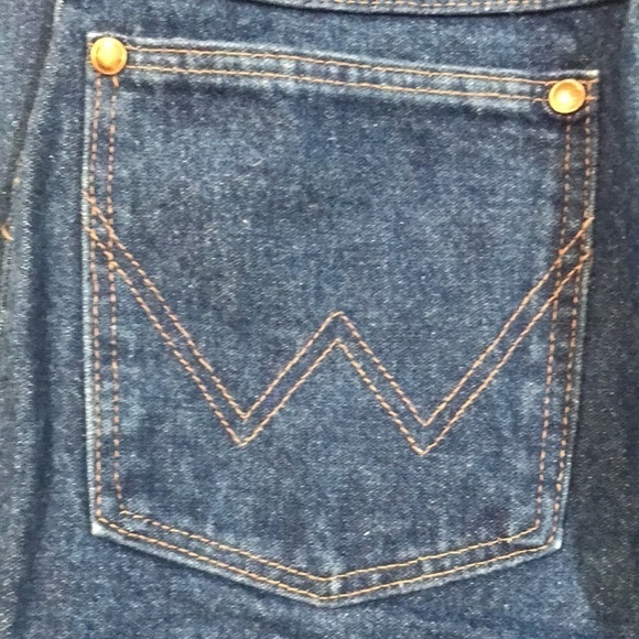 Wrangler VTG Cowboy Cut Medium Wash Jeans size 5x36 - Picture 4 of 11